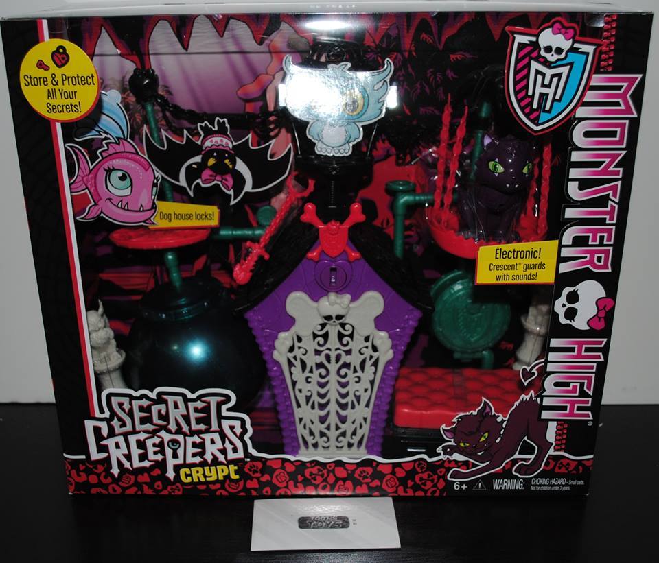 Secret Creepers Crypt playset in box!
Source: Toots Toys