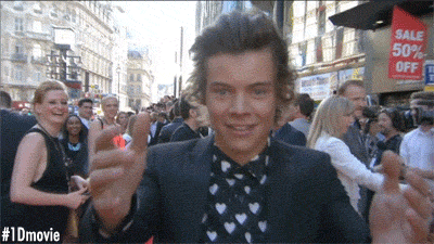 20 AUGUST 2013

One Direction attend the premiere of #1Dmovie in London! Come back Monday for the US #1DMoviePremiere!