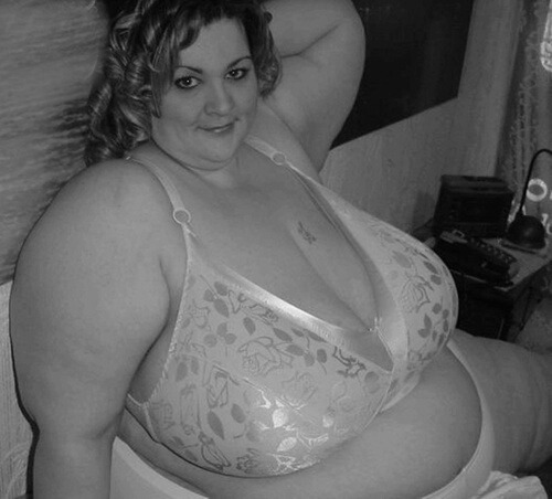 xxlgirls:

I love fat girls. They offer&#160;: - their enormous pair of tits that jiggles - their juicy ass, full of cellulite, ideal for a facesitting - their fluffy belly that shakes like jelly - their thick thighs, yummy as a big piece of ham Fat women inspire&#160;: - health and safety because they eat a lot - maternity because they have wide enough, built to carry a child - sex because their body reaches a dimension proportional to the pleasure they can bring in bed Fat girls are just hot.
