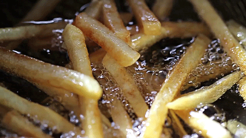 8 μυστικά για τις τέλειες τηγανητές πατάτες + μία συνταγή