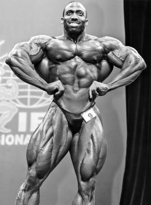 Cedric McMillan - Classic bodybuilder lines