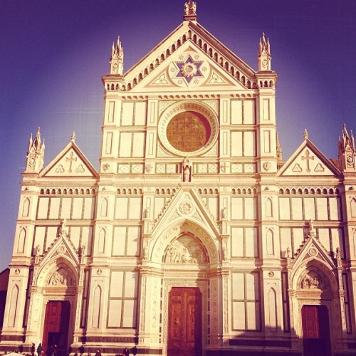 Santa Croce in Florence #pneumawear #inspiredadventure www.pneumawear.com