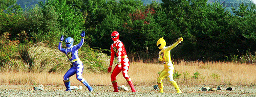 kyoryuger vs go busters | Tumblr
