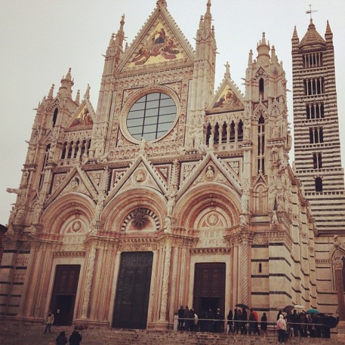 Duomo of Siena, Italy—So Beautiful! This is a place to put on your bucket list. It is not to be missed. #pneumawear #inspiredadventure www.pneumawear.com