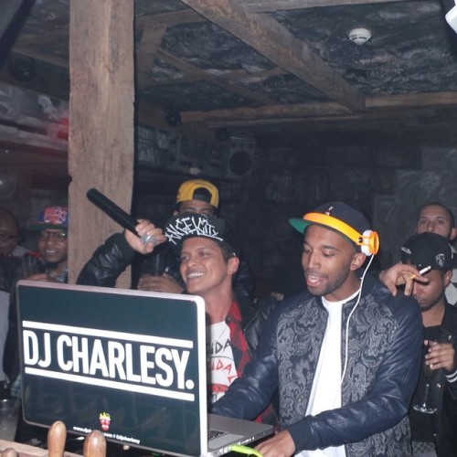 bmars-news: "djcharlesy: A moment I&#8217;ll never forget.. @.brunomars hosting my set last night in #Chakana! Such a nice guy exactly how all stars should be!! #OneToTellTheKids&#8221;