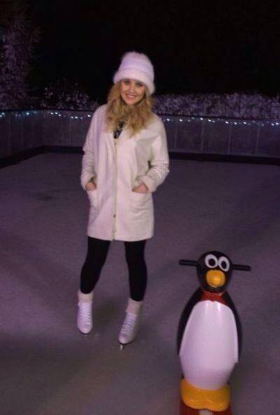 New picture of Perrie (01.01.14)