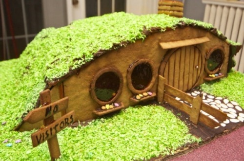 Hobbiton homes, gingerbread style
