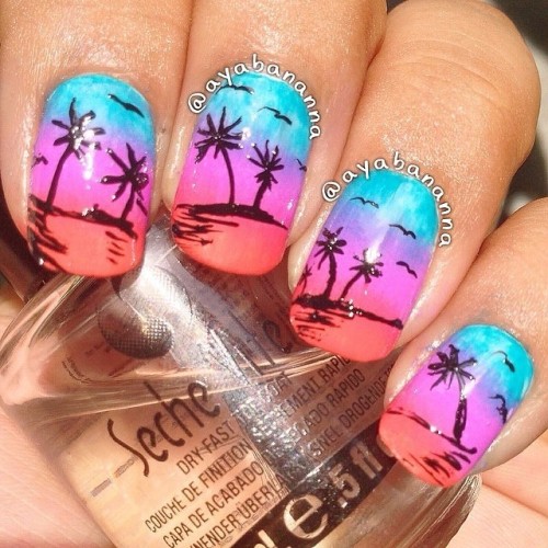 Palm tree nails Credit to @ayabananna (http://ift.tt/XcDTt0)