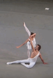 Olga Smirnova and Semyon Chudin in Apollo