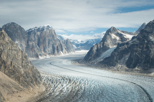naturalsceneries:

"The Great Gorge" in the glaciers of Denali, Alaska Source: precipices (flickr)
