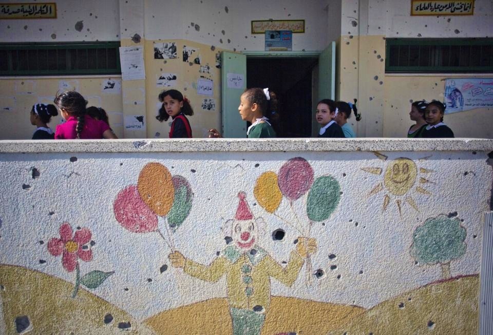Gaza children return to school | September 14, 2014
(Sources: 1, 2, 3)