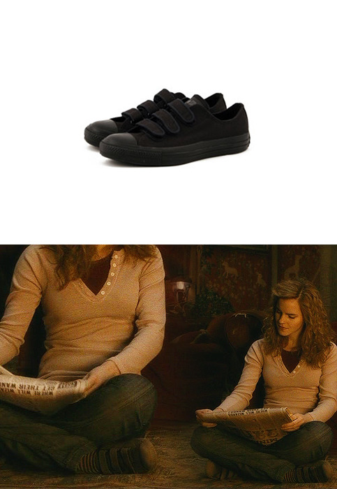 
 Emma wore a pair of Converse All Star Ox 3-Strap Leather Trainer as Hermione Granger in Harry Potter and the Half-Blood Prince.  Converse All Star 3-Strap Trainer - £29.00 
