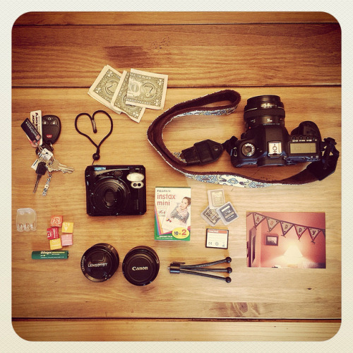 whats in my bag by jaime973 on flickr