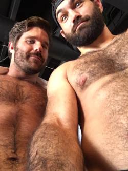 italwrsl: wrestle-bear:   piledriveu:  Joey Ryan and David Starr selfie………lots of hairy chests, beard, so much fuckin manliness man’s man machoness!!!!! so fuckin hot, 2 dudes that grow there manly beards out, deciding to take a selfie but strip
