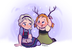 psychoontheraccoon:  Look, Elsa! I’m a reindeer! 