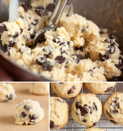 foodffs:  cakey chocolate chip cookies Really nice recipes. Every hour. Show me what you cooked! 