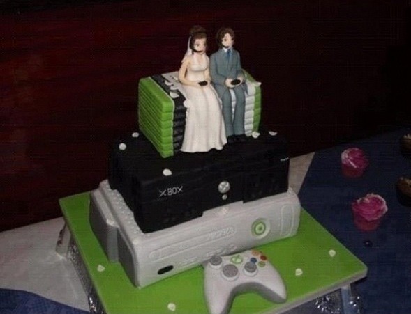 shoeless-wolf:

This will most likely be my wedding cake