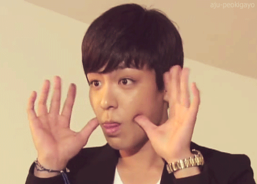 CUTE/FUNNY KPOP GIFS. (Just For Fun!) :D