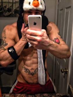 muscles-and-ink:  UNKNOWN