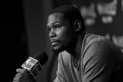 swiph:  Kevin Durant Signs with Roc Nation Sports  Jay-Z‘s Roc Nation Sports may still be in its relative infancy but its growing roster has received a monster addition with the signing of Kevin Durant. The DC native and Oklahoma City Thunder star  posted