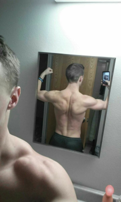straight-baits:  Submitted by a fan. Body builder from Iowa. (Blake)  