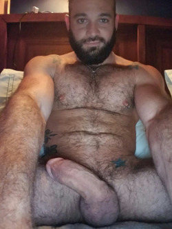 twobearstwojeeps: Fun fact: I actually know that guy AND his penis. -AG  Woof!
