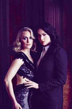 p0isone:  Taylor Schilling and Laura Prepon for UK Evening Standard magazine.   