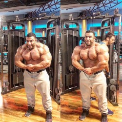 Isaac Qavidel - I love that look some of the men get in the off season when their bodies look absolutely bloated to the max with muscle.