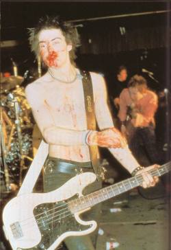 punk-love-kills:  Longhorn Ballroom, Dallas, Texas, January 10th, 1978.Photo: Bob Gruen 