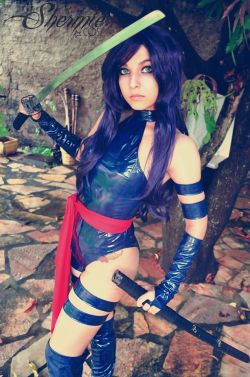 cosplayandgeekstuff:    Shermie Cosplay (Brazil) as Psylocke. Photos by: Victor Hugo 