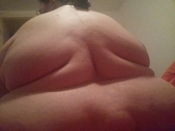 123omg123able:  #backfat #superchub  What I&rsquo;d love to roll over and see when I wake up. #whataview