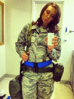 mymarinemind:    Army, Navy, Air Force, Marines-You will find the largest collection of military babes at www.mymarinemind.com   