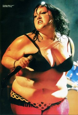 brattyfatty:  deaths-praises:  Beth Ditto, The Gossip  Beth Ditto, the first woman to ever shatter my perception of beauty standards at a mere 15 years old wins the award to my heart for ever and ever.  