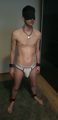 ehv89: I love a boy in jockstrap where you can see the cage. @isklavetinytoy ready for use.