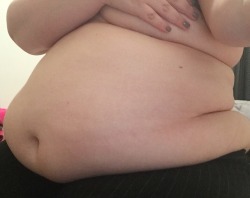 masterofthepigpen:  disgusterling:  January 2016 vs. September 2016. Do you think my side roll is getting big enough to fuck yet? Look how much my belly is hanging between my legs now, omfg 
