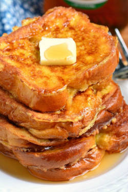 foodffs:  The Best French Toast Follow for recipes Is this how you roll? 