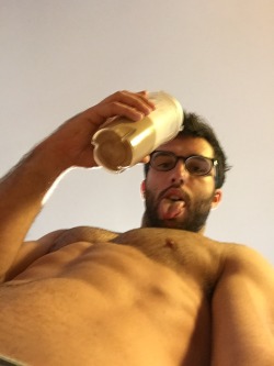squatwhore:  does this angle effectively capture my improved tit definition and protein smoothie 