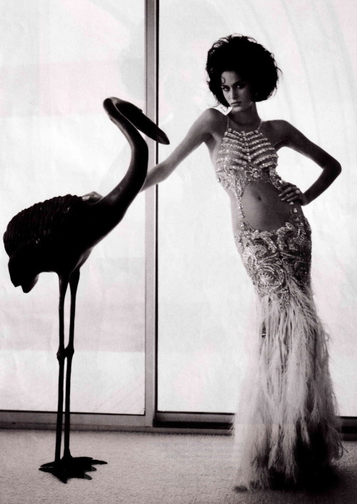 a-state-of-bliss:  Harpers Bazaar US April 2004 - Nicole Trunfio by Patrick Demarchelier