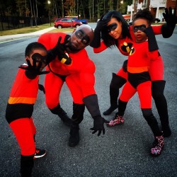 youngblackandvegan:robhillsr:The Incredibles black family excellence 