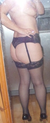 slutwife-cuckhusband:  slutwife-cuckhusband:  Monday’s Picture  Hope you all had a horny weekend xxx   Please reblog if you like my picture!   Comments and messages welcomed.  An old blog of my bottom xxx  Your beautiful and very fuckable bottom