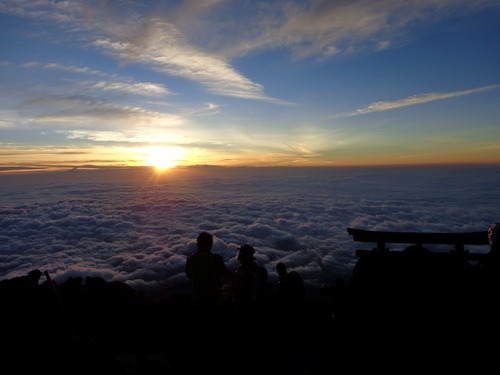 Ron Virmani - Experiencing Majestic Mount Fuji
