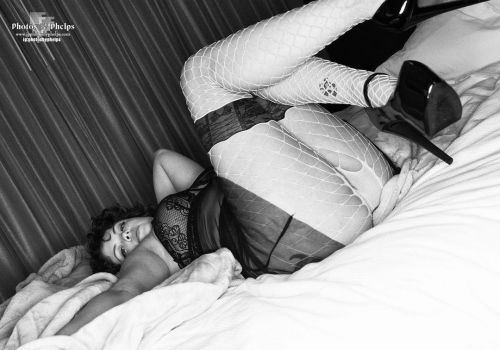 It’s Wednesday .. sooo enjoy!!! Model is Rayven @flyestbird  Enjoy.#heels #stockings #shoefetish #blackandwhite  #nikon #baltimore #baltimorephotographer #photosbyphelps #imakeprettypeopleprettier #godox200   Photos By Phelps IG: @photosbyphelps I make