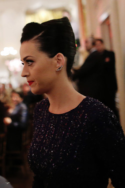 hello-katy:   At White House Special Olympics Dinner - 07.31  