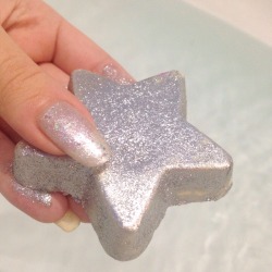 crimson-falling:  4chansey:  literally taking a bath in glitter rn  Let me tell you a little something about Star Light Star Bright. If you even pick up this little fucker, you will have glitter on you, on your things and all around you for two weeks.