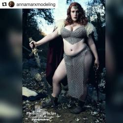 #Repost @annamarxmodeling ・・・ POWER is #power! Red Sonja cosplay, pic by @photosbyphelps.  Chainmail bikini by Pendragon Chainmail on Facebook.  @redsonjaofficial @badasscosplay @cosplaydeviants @nordicsisterhood  #red #redsonja #vikings #valkyrie