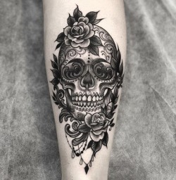tattooingisanart:ebony_mellowship