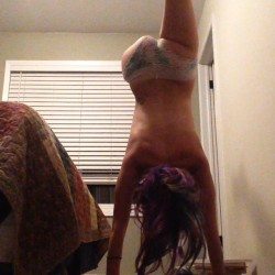gnubeauty:  lovelightohm:  And an L handstand #handstand #yoga #yogi #yogagirl #girl #inversion  She is so beautiful!