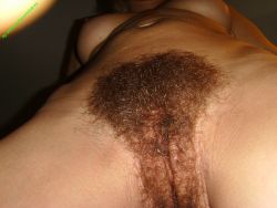 cat-couture123:  More hairy girl on http://cat-couture123.tumblr.com