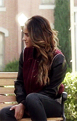 gayintensifies:  temptedvalkyrie:  saveoursestras:  calliopesmuse:  becausetreasons:  gayintensifies: Lesbian characters wearing maroon jackets with black leather sleeves.  Shit is this the new uniform??  And then you have this one who hasn’t fully