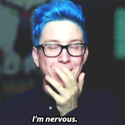peace-out-little-munchkins:  Tyler Oakley reacts to Teens React to Tyler Oakley 
